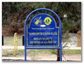 Tamworth Lions Park - Tamworth South: Welcome sign