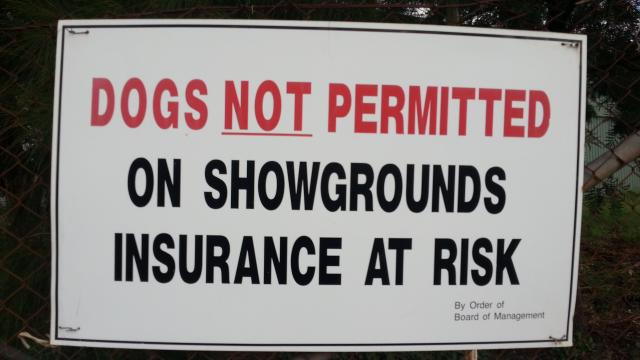Paceway Tamworth - Taminda: Dogs are not permitted on the Showgrounds