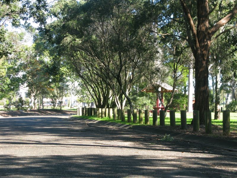 Taree Rotary Park - Taree: The road around the park is quite narrow and not really suitable for large rigs