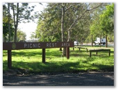 Taree Rotary Park - Taree: Picnic Rest Area