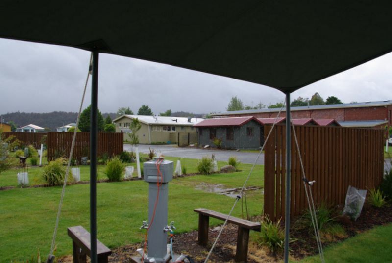 Tarraleah Highland Village and Holiday Park - Tarraleah: Cabins - there was sleet when this photo was taken as it can get quite cold here.