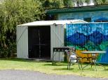 Tooraweenah Caravan Park - Tooraweenah: Camp kitchen and BBQ area.