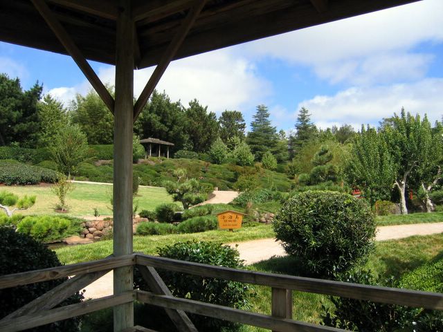 Japanese Garden - Toowoomba: A team of workers and volunteers maintain the garden