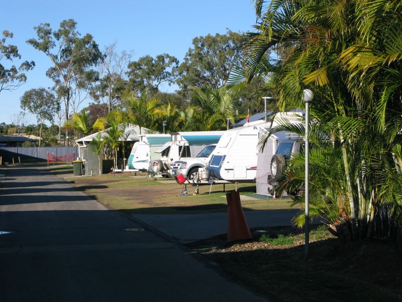 Lazy Acres Caravan Park - Torquay: Powered sites for caravans