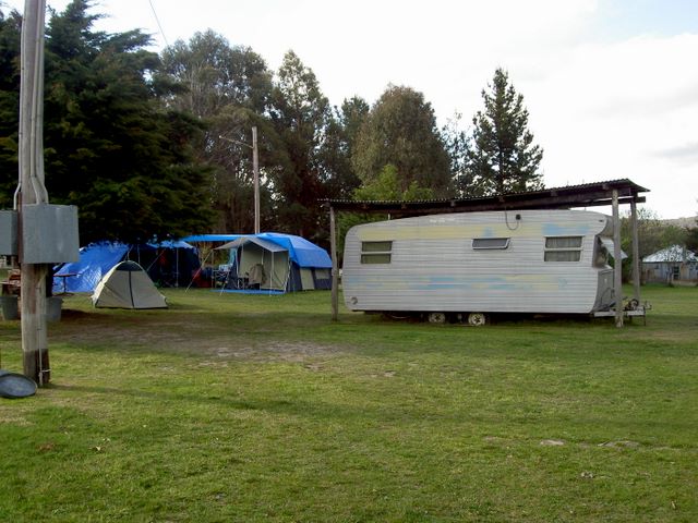 Torrington Caravan Park - Torrington: On site van and camping area - also view of powered sites for caravans