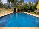 All The Rivers Run Caravan Park - Torrumbarry: Nice well-maintained swimming pool
