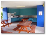 Coral Coast Tourist Park - Townsville: Camp kitchen and BBQ area