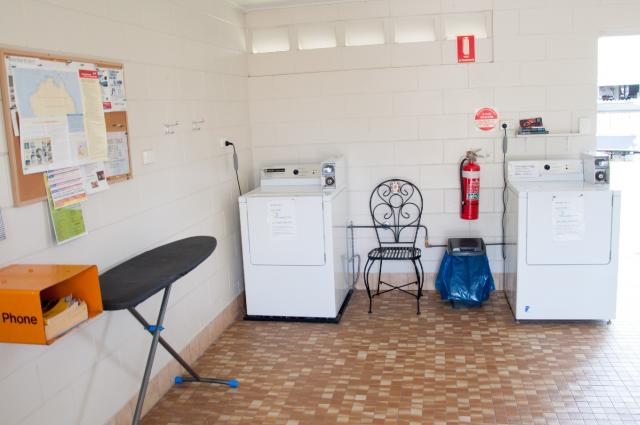 Range Caravan Park - Townsville: Laundry