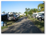 Range Caravan Park - Townsville: Good paved roads throughout the park