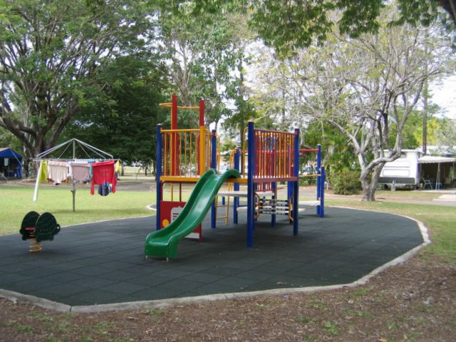 Rowes Bay Caravan Park - Townsville: Playground for children