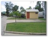 The Lakes Holiday Park - Townsville: Ensuite powered sites for caravans