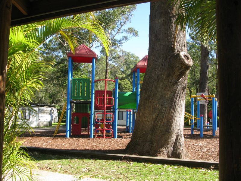 Twin Dolphins Holiday Park - Tuncurry: Playground for children.