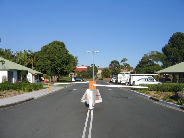 Boyds Bay Holiday Park - Tweed Heads: Secure entrance and exit