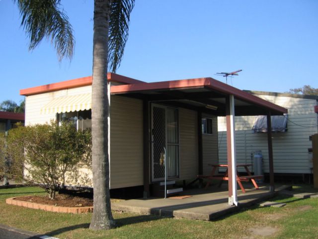 Pyramid Holiday Park - Tweed Heads: Cottage accommodation ideal for families, couples and singles