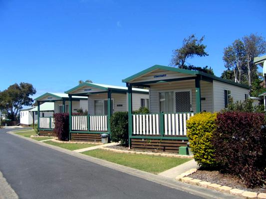 Urunga Heads Holiday Park - Urunga: Cottage accommodation, ideal for families, couples and singles
