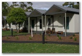 Victor Harbor Beachfront Holiday Park - Victor Harbor: Cottage accommodation, ideal for families, couples and singles 