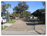 Airport Tourist Park - Wagga Wagga: Good paved roads throughout the park