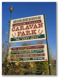 Horseshoe Motor Village Caravan Park - Wagga Wagga: Horseshoe Motor Village Caravan Park welcome sign