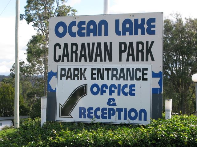 Ocean Lake Caravan Park - Wallaga Lake: Ocean Lake Caravan Park welcome sign