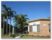 Lake Windemere Caravan and Manufactured Home Park - Warilla: Reception and office