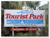 Harts Tourist Park - Warwick: Welcome sign