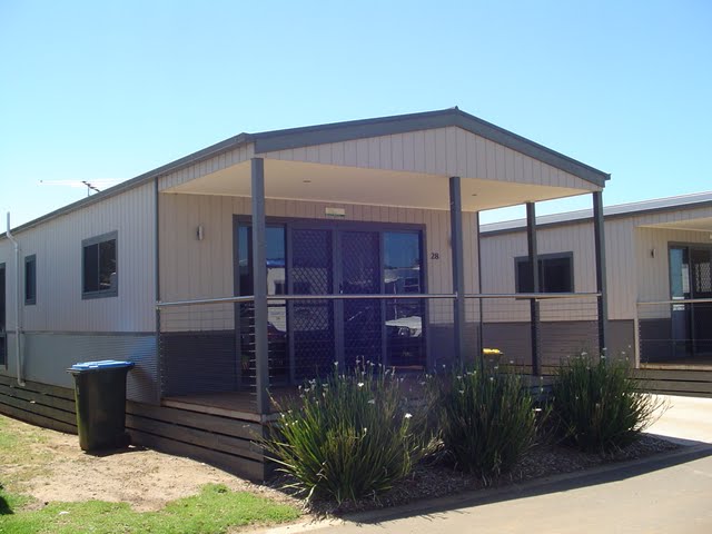 Werribee South Caravan Park by Neville Williams - Werribee South: Cabin Accommodation