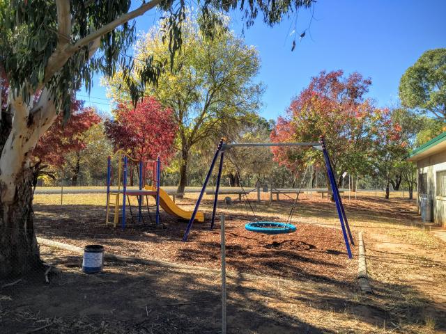 Wombat Recreation Sports Oval and Campground - Wombat: Playground for children.