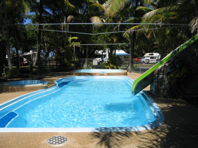 Pinnacle Village Holiday Park - Wonga Beach: Swimming pool
