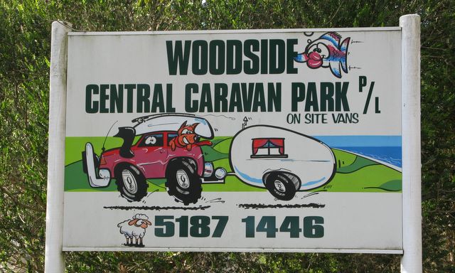 Woodside Central Caravan Park - Woodside: Woodside Central Caravan Park welcome sign.