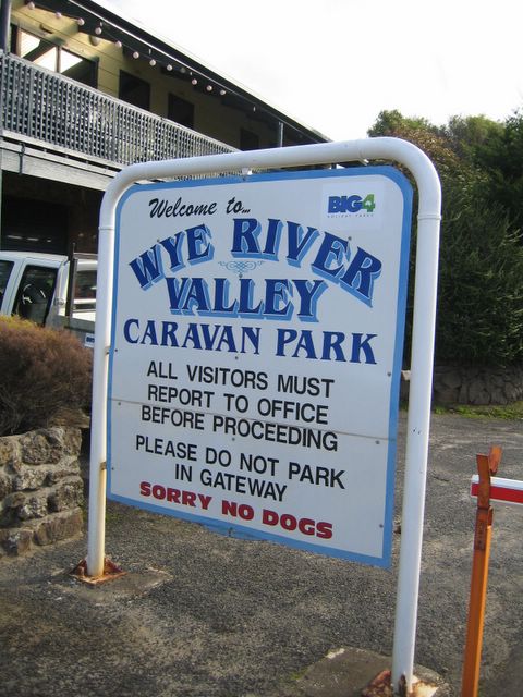 BIG4 Wye River Tourist Park 2006 - Wye River: Big4 Wye River Valley Caravan Park welcome sign