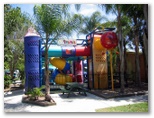 Blue Dolphin Holiday Resort 2005 - Yamba: Playground for children