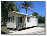Blue Dolphin Holiday Resort 2005 - Yamba: Cottage accommodation ideal for families