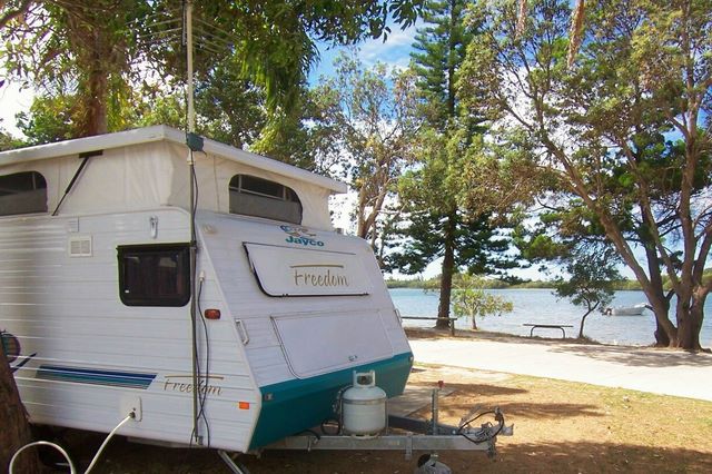 Blue Dolphin Holiday Resort - Yamba: Powered sites for caravans