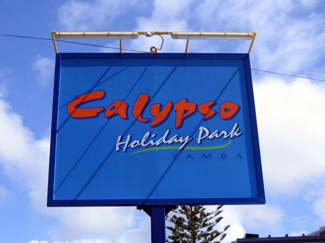 Historical Calypso Holiday Park 2005 - Yamba: Historical Photos of Calypso Holiday Park 2005 welcome sign