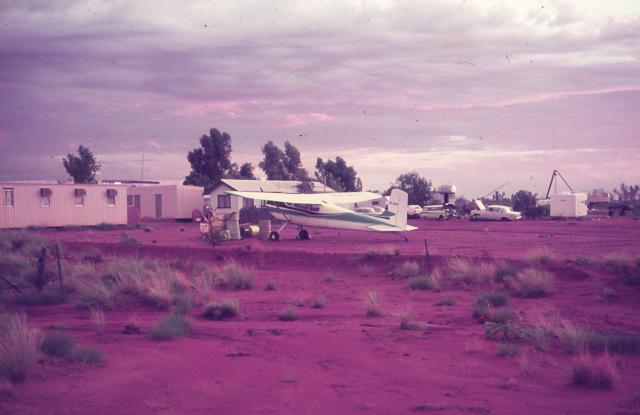 Barradale Rest Area - Yannarie River: Back of old Barradale Road House 1974 - Overnight accommodation huts and owners plane used to fly around his sheep station. 