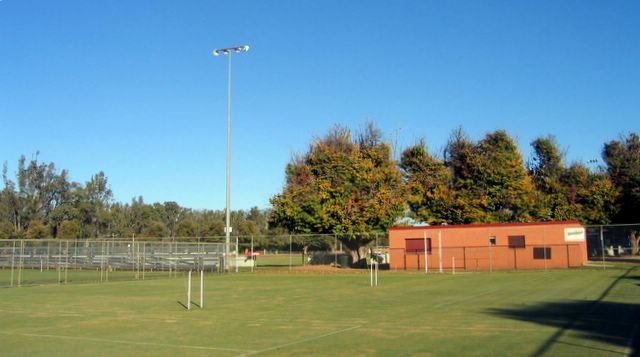 Yarrawonga Holiday Park - Yarrawonga: Tennis courts for hire