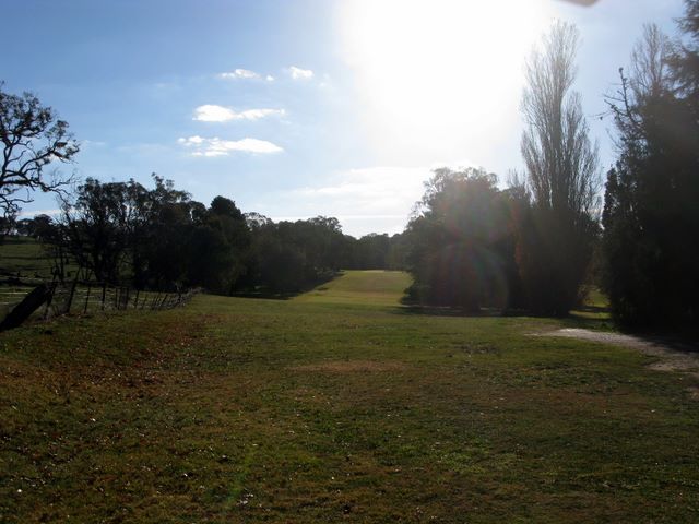 Yass Golf Course - Yass: Fairway view on Hole 4